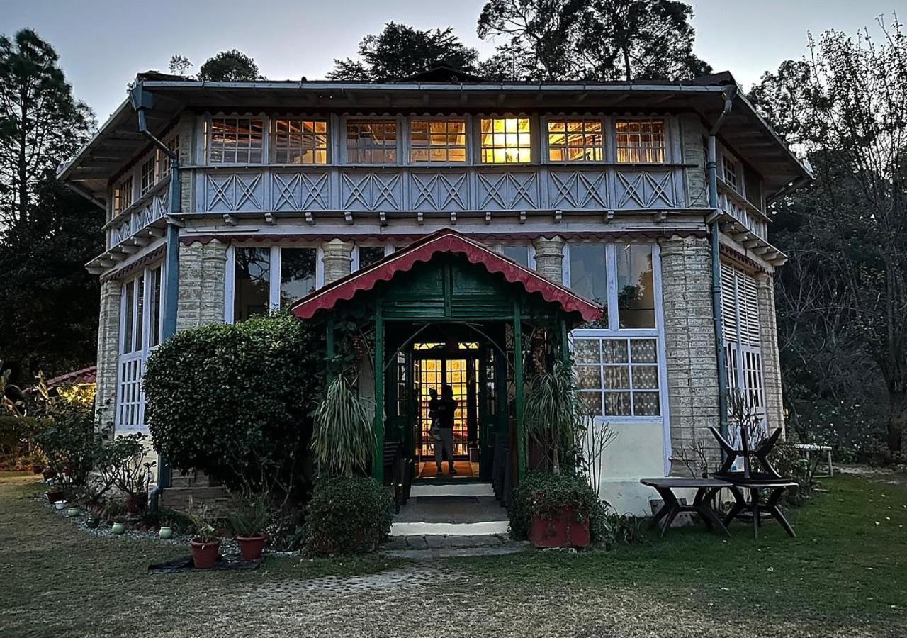 Chevron Rosemount Hotel Ranikhet Exterior photo