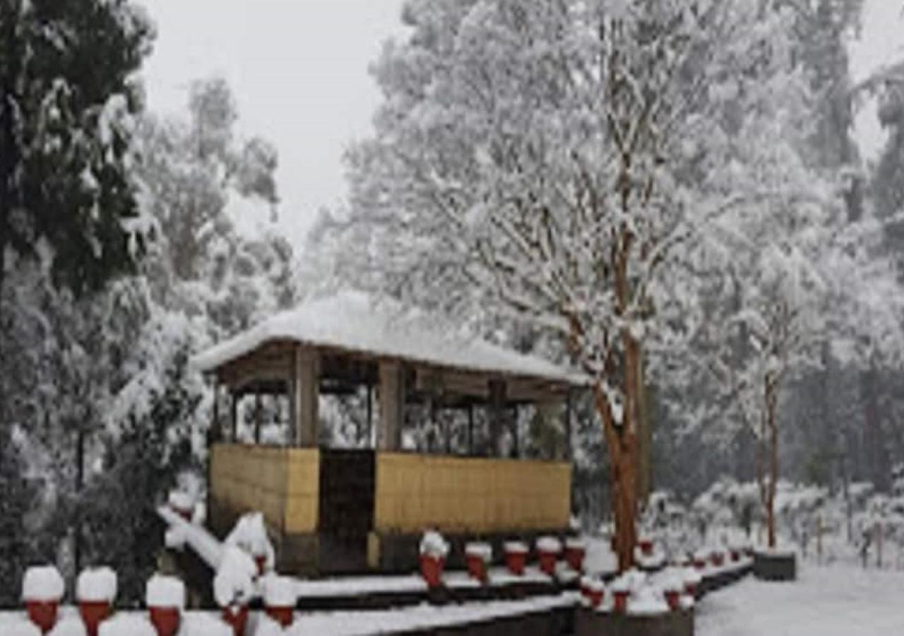 Chevron Rosemount Hotel Ranikhet Exterior photo