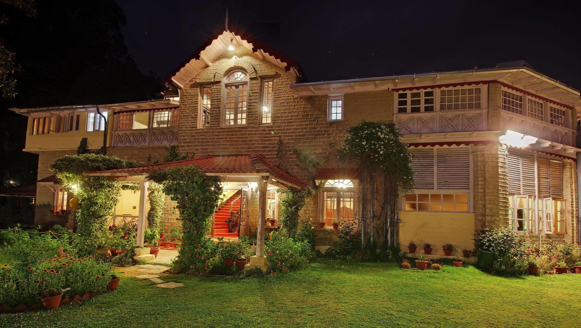 Chevron Rosemount Hotel Ranikhet Exterior photo