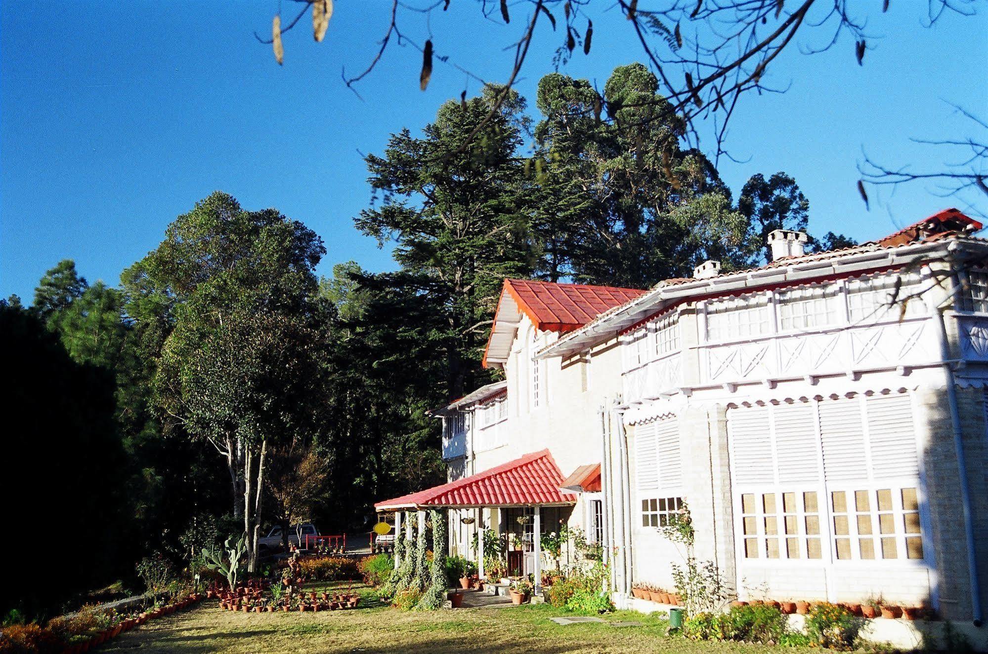 Chevron Rosemount Hotel Ranikhet Exterior photo