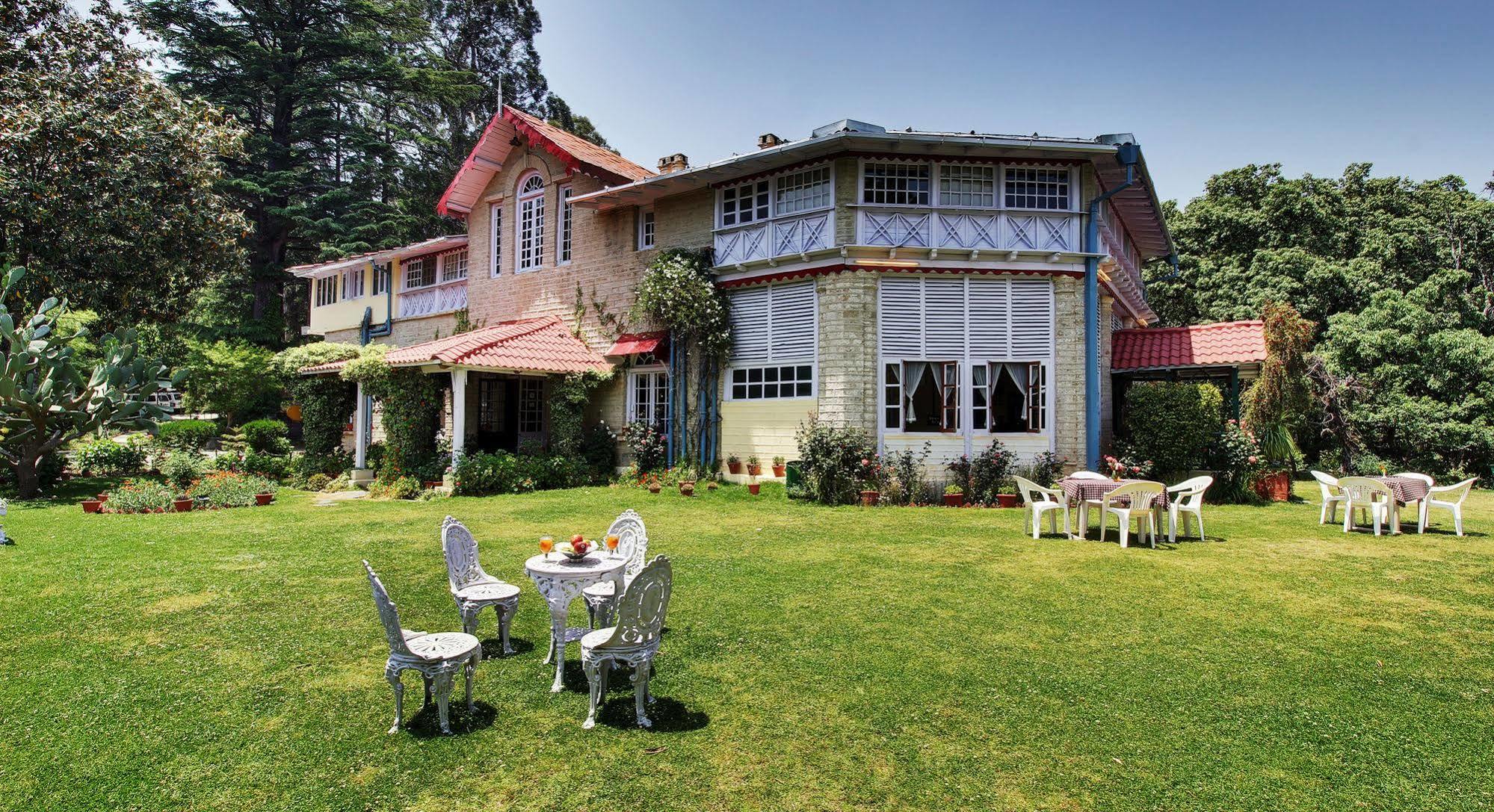 Chevron Rosemount Hotel Ranikhet Exterior photo